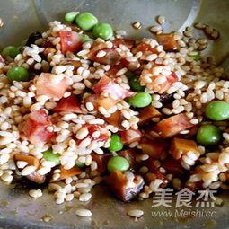 小菜蛋吃瓜群众,揭秘网络热点的幕后故事