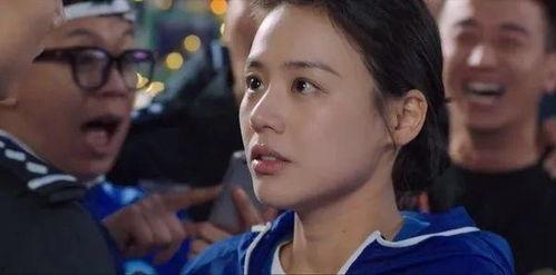 吃瓜男女接吻图片,吃瓜男女浪漫接吻画面曝光