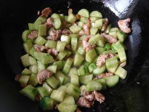 内蒙烧瓜怎么吃,传统美食的独特风味与多样吃法