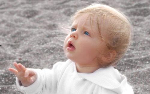 吃瓜小孩情侣网名,吃瓜小孩情侣的浪漫故事